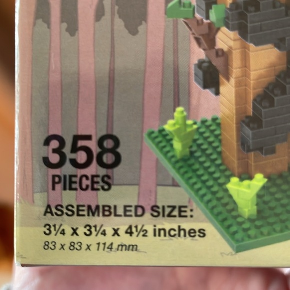 Black Bear Mini Building Blocks Set - 358 Tiny Pieces - Picture 4 of 7